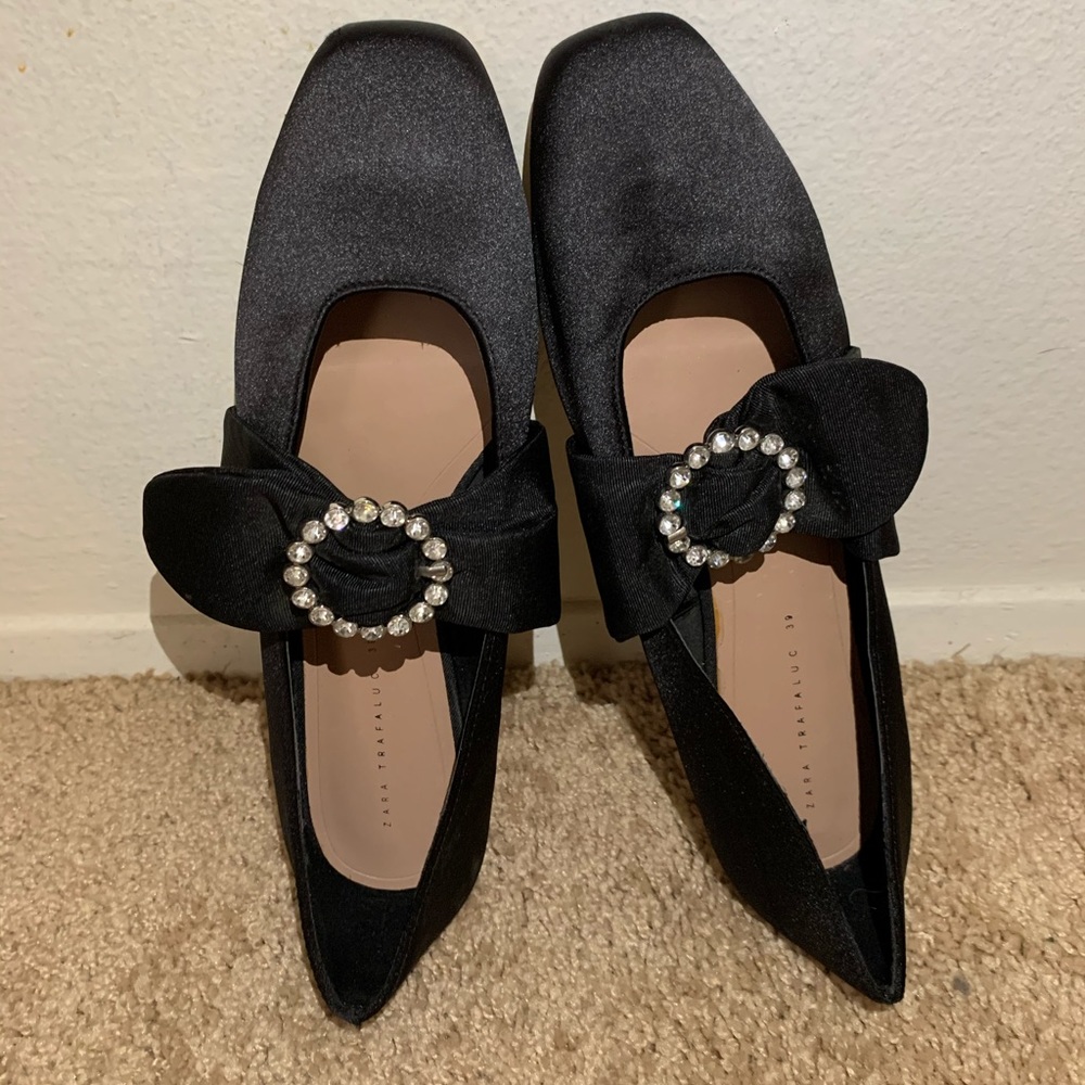 Zara Flats